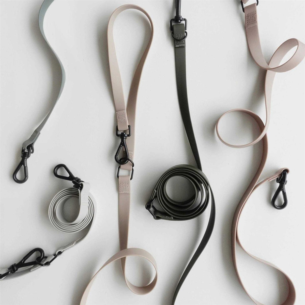 Hands Free Long Dog Leash Y67767